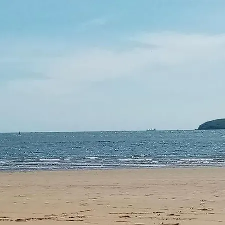 Cozy Seaside *