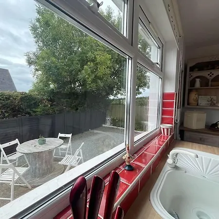 Cozy Seaside *