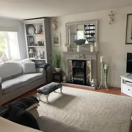 Cozy Seaside Wexford