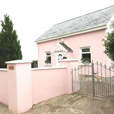 Cozy Seaside Holiday home *