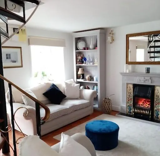 Cozy Seaside Wexford